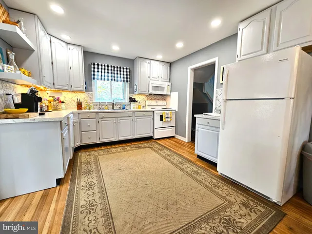 $1,700 | 407 Myrtle Street, Crisfield, MD 21817