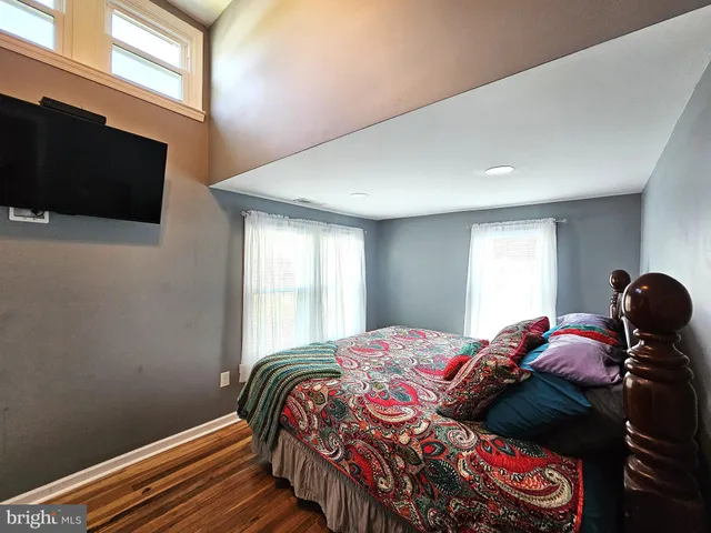 $1,700 | 407 Myrtle Street, Crisfield, MD 21817