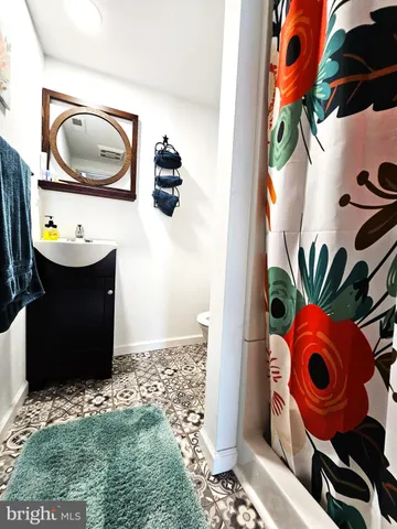 $1,700 | 407 Myrtle Street, Crisfield, MD 21817