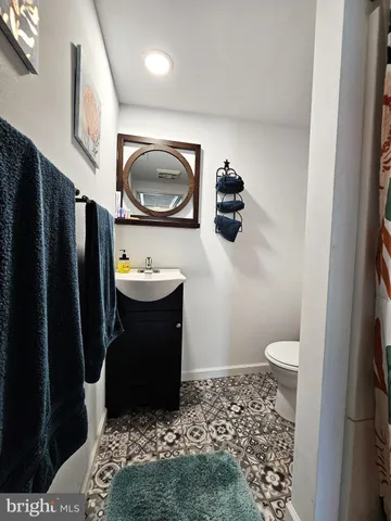 $1,700 | 407 Myrtle Street, Crisfield, MD 21817