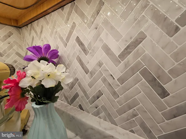 $1,700 | 407 Myrtle Street, Crisfield, MD 21817