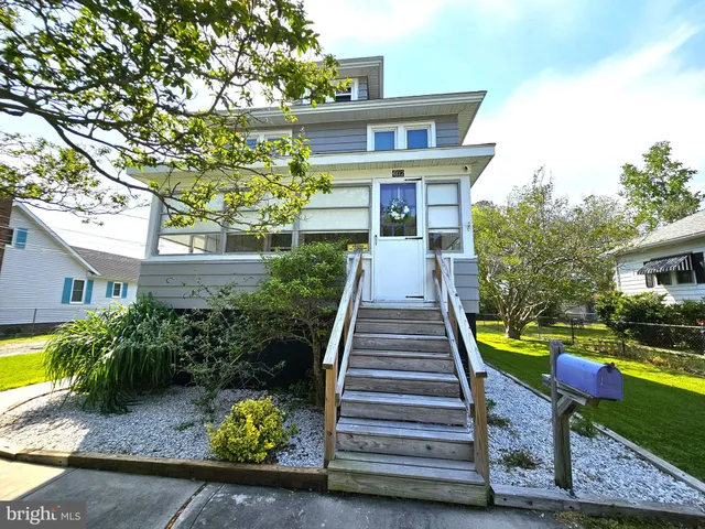 $1,700 | 407 Myrtle Street, Crisfield, MD 21817