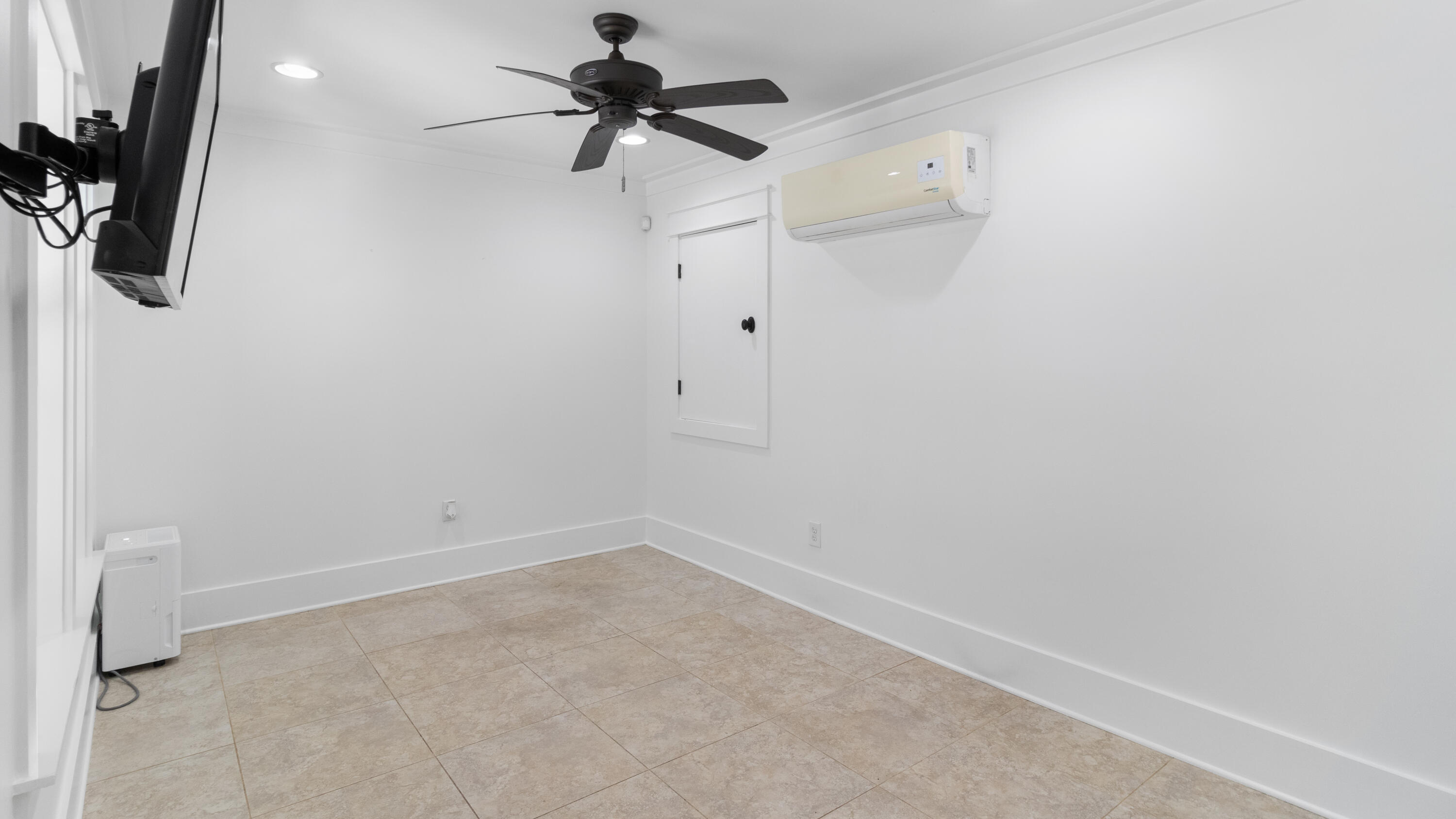 153 Okeechobee West Santa Rosa Beach, FL 32459 - Photo 82 of 85 Lock Out Suite/Cabana