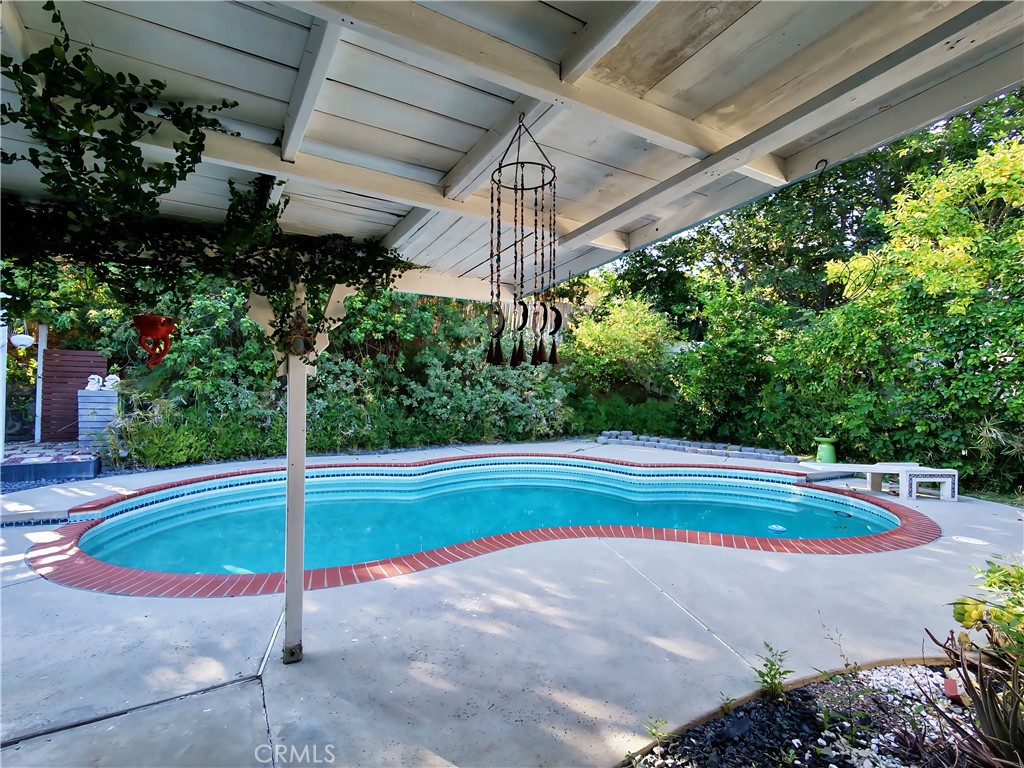 7049 Semrad Road West Hills, CA 91307 - Photo 41 of 44