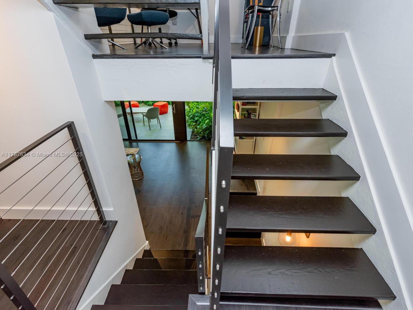 3229 Mary Street, Unit 2 Miami, FL 33133 - Photo 31 of 56 a view of entryway