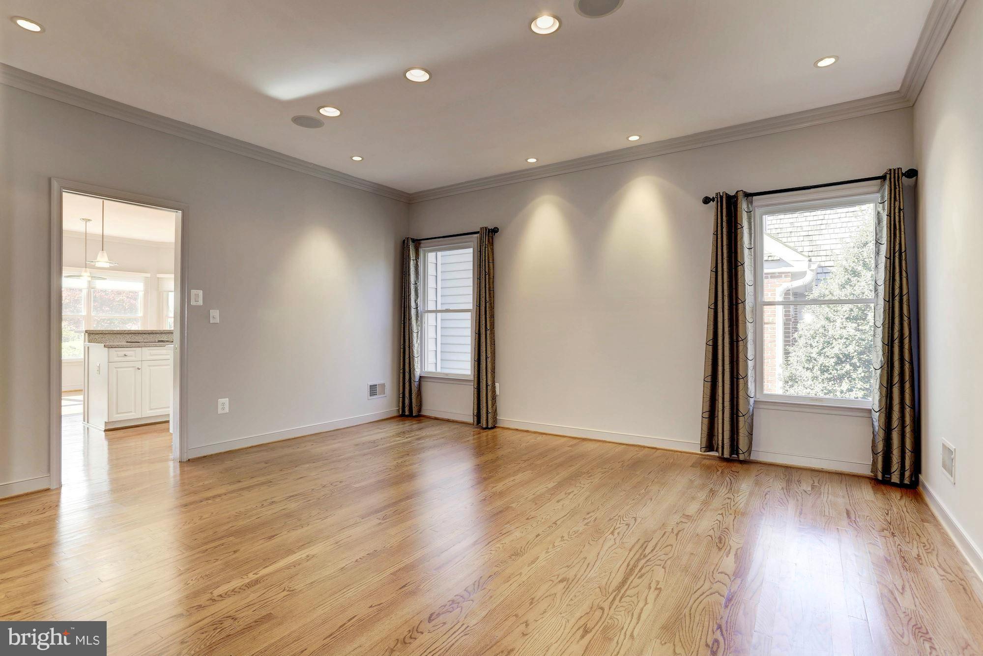 11252 Ridermark Row Columbia, MD 21044 - Photo 5 of 26 Dining Room