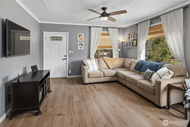 $599,000 | 722 South A Street, Roslyn, WA 98941