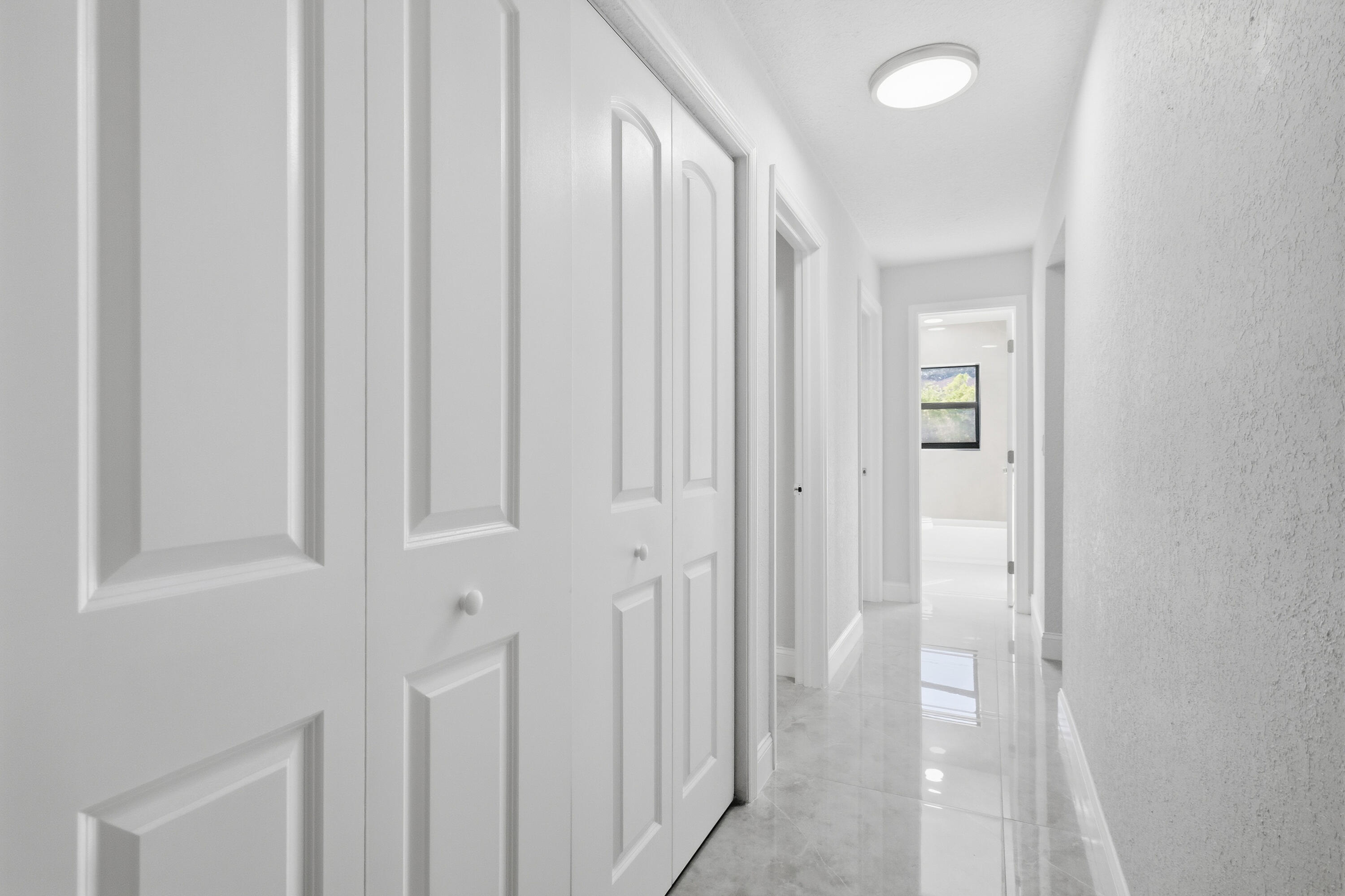 22390 Southwest 66th Avenue Boca Raton, FL 33428 - Photo 32 of 58 22390 SW 66th Ave-33