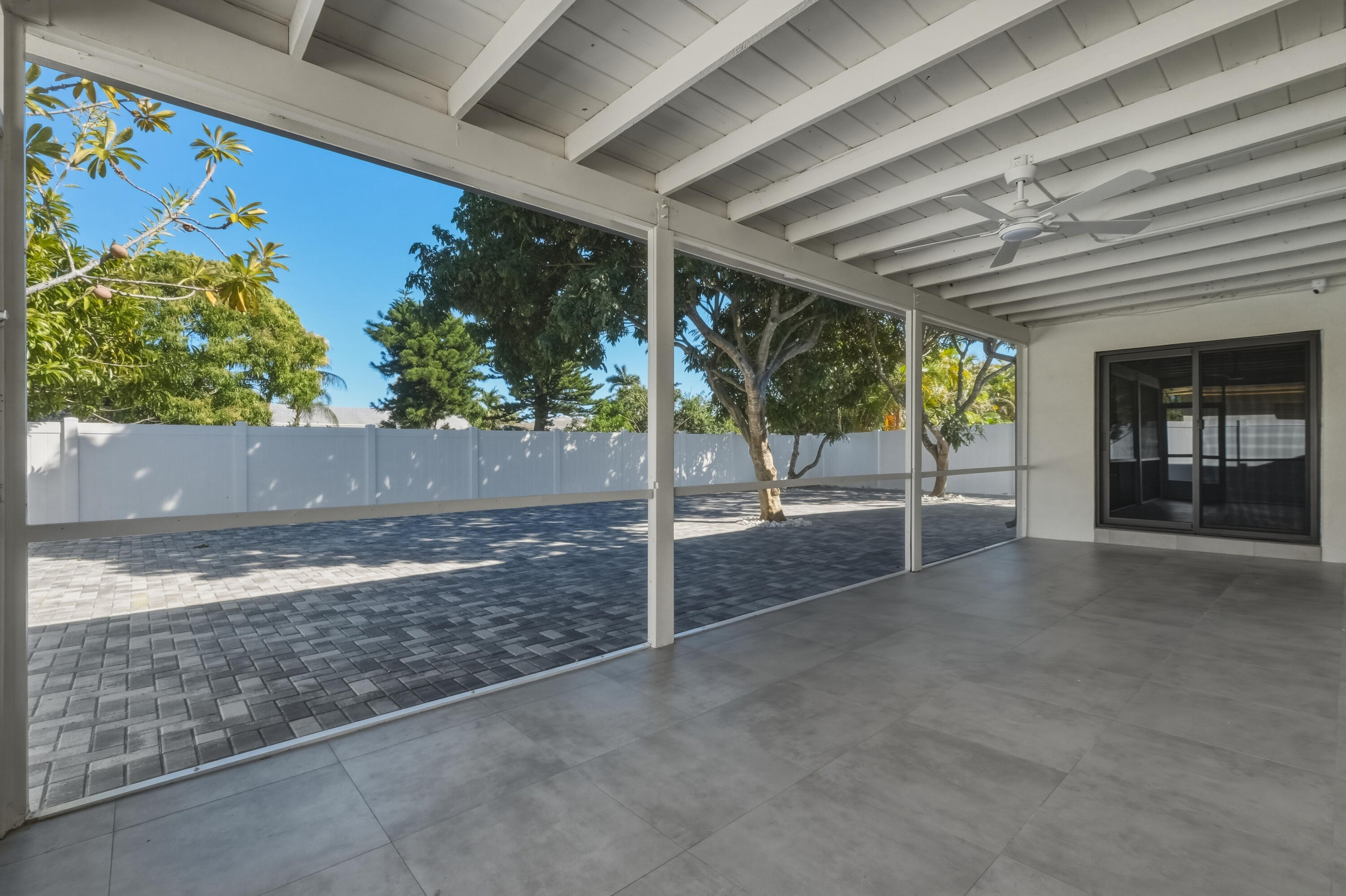 22390 Southwest 66th Avenue Boca Raton, FL 33428 - Photo 46 of 58 a view of a room with wooden floor