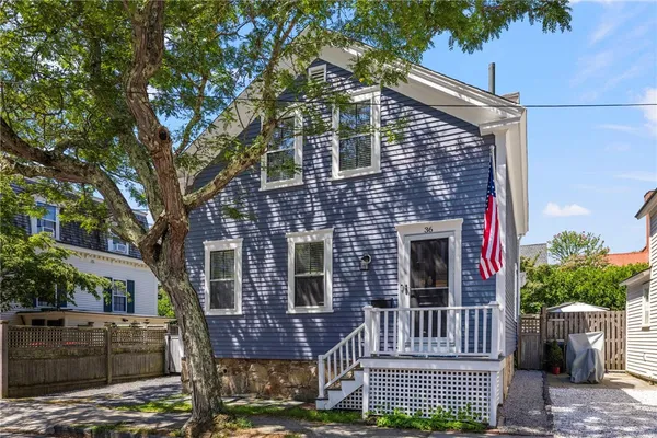 $3,750 | 36 2nd Street, Newport, RI 02840