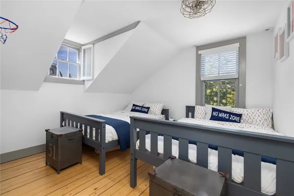 $3,750 | 36 2nd Street, Newport, RI 02840