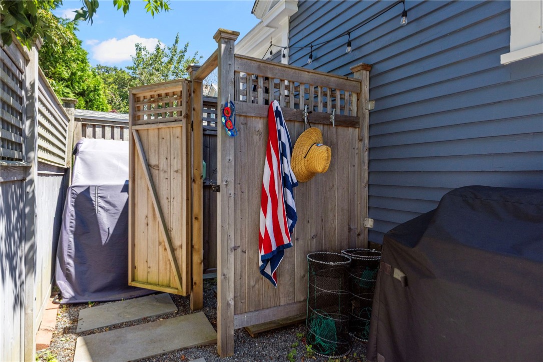 36 2nd Street Newport, RI 02840 - Photo 25 of 28
