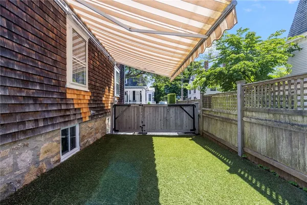 $3,750 | 36 2nd Street, Newport, RI 02840