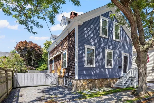 $3,750 | 36 2nd Street, Newport, RI 02840