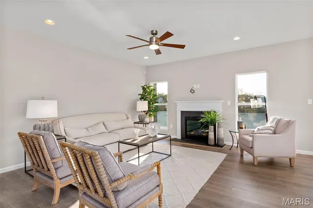 $464,616 | 308 Osprey Court, Lake St. Louis, MO 63367