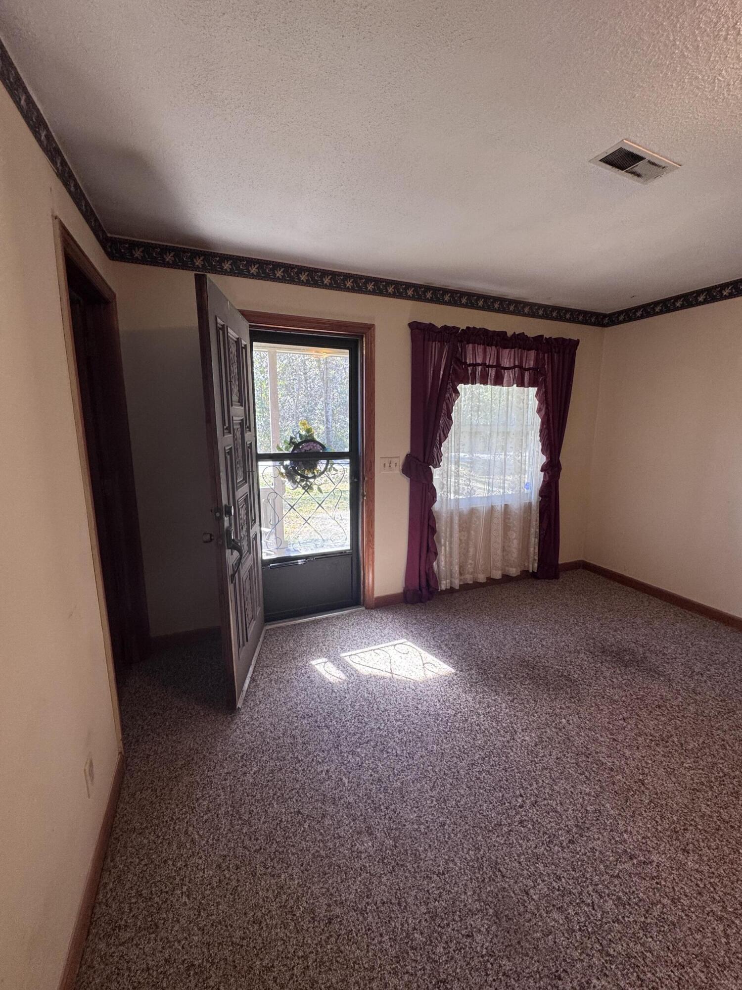 1002 Poplar Street Walterboro, SC 29488 - Photo 23 of 29 IMG_1836