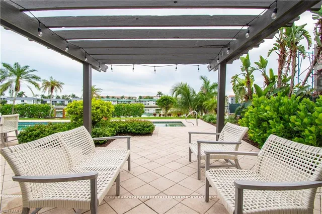 $32,000 | 222 Bay Point, Naples, FL 34103