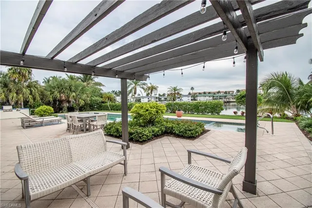 $32,000 | 222 Bay Point, Naples, FL 34103