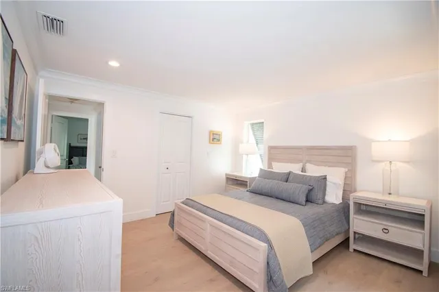 $32,000 | 222 Bay Point, Naples, FL 34103