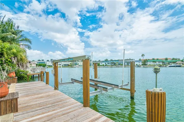$32,000 | 222 Bay Point, Naples, FL 34103