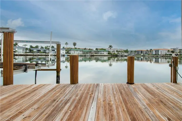 $32,000 | 222 Bay Point, Naples, FL 34103