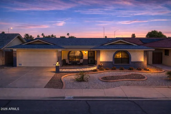 $460,000 | 7824 East Navarro Avenue, Mesa, AZ 85209