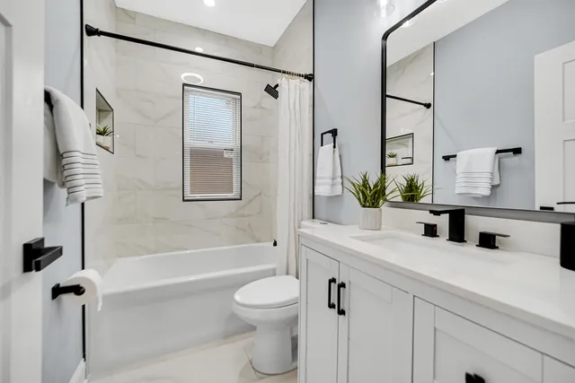 $350,000 | 4354 Washington Street, Gary, IN 46408