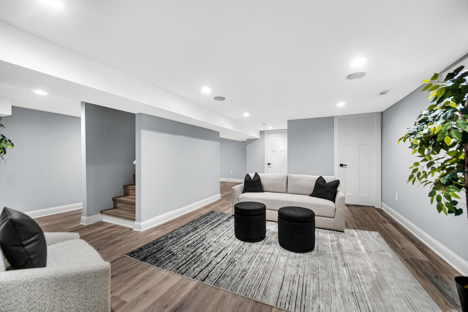 4354 Washington Street Gary, IN 46408 - Photo 23 of 32 a living room with furniture