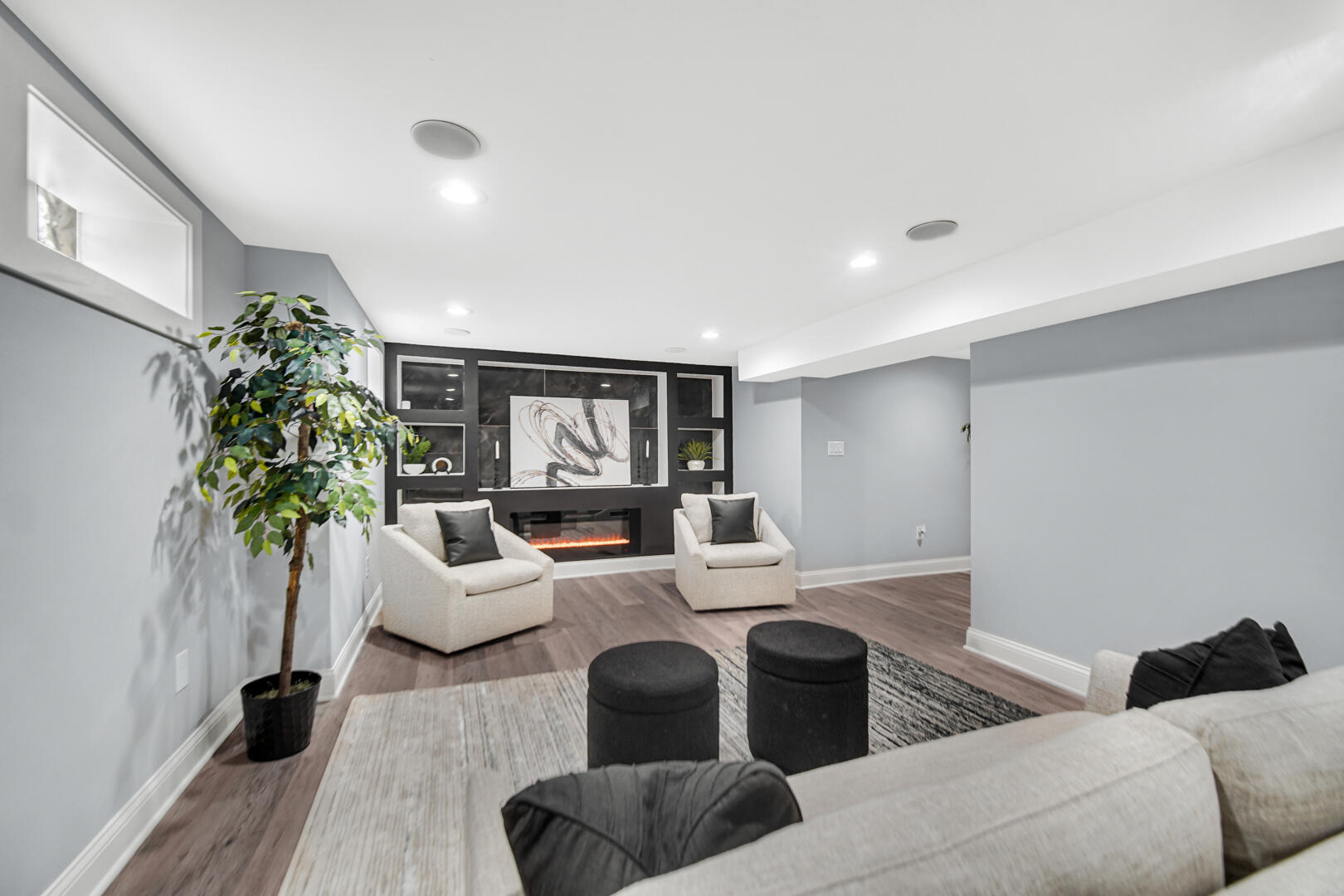 4354 Washington Street Gary, IN 46408 - Photo 24 of 32 a living room with furniture and a potted plant
