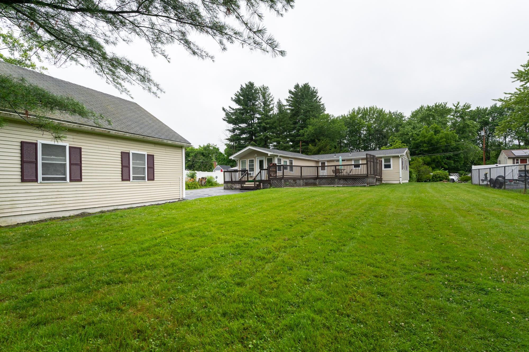 7 Therese Road Salem, NH 03079 - Photo 37 of 54
