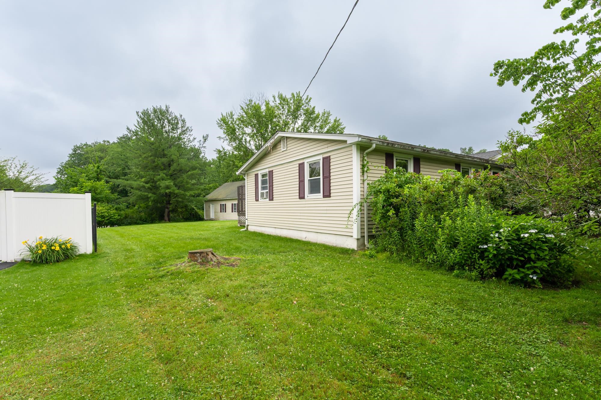 7 Therese Road Salem, NH 03079 - Photo 39 of 54