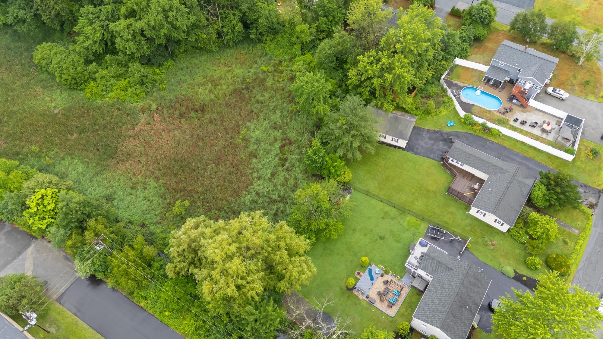 7 Therese Road Salem, NH 03079 - Photo 46 of 54