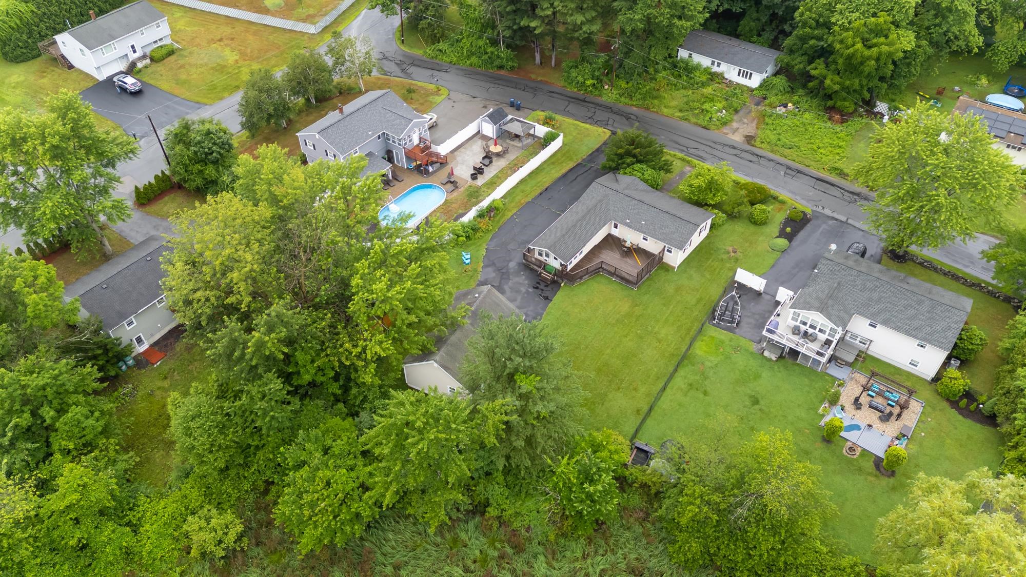 7 Therese Road Salem, NH 03079 - Photo 48 of 54