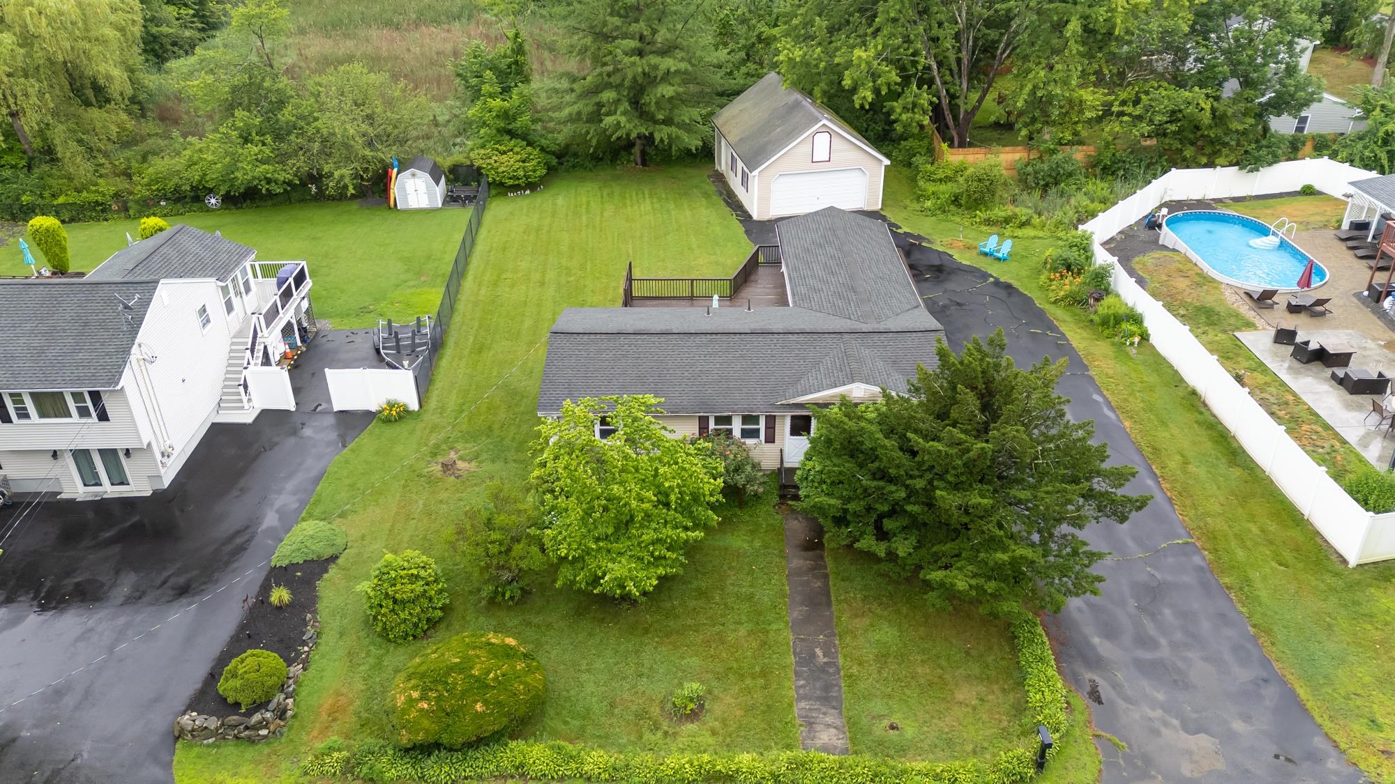 7 Therese Road Salem, NH 03079 - Photo 51 of 54