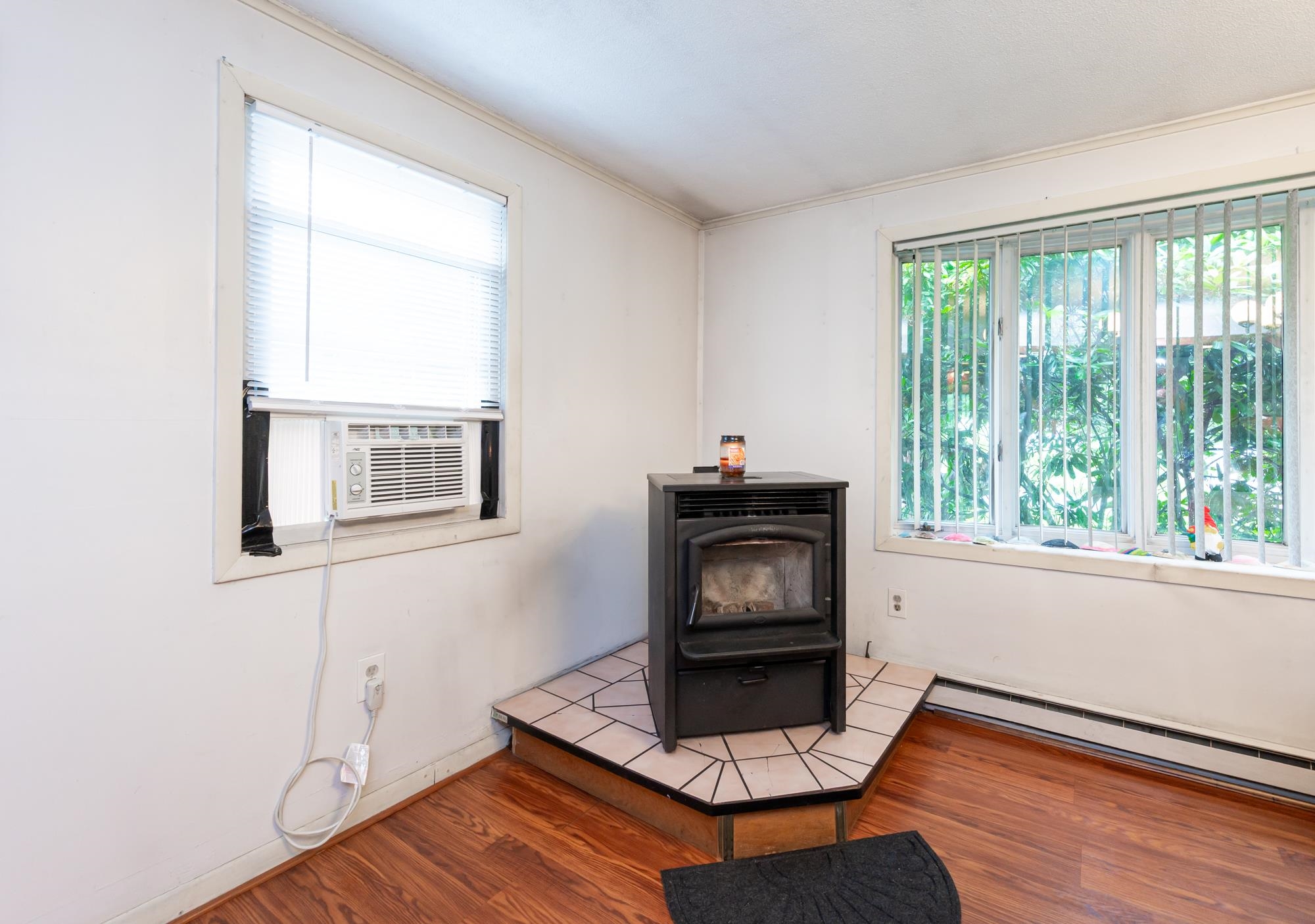 7 Therese Road Salem, NH 03079 - Photo 9 of 54