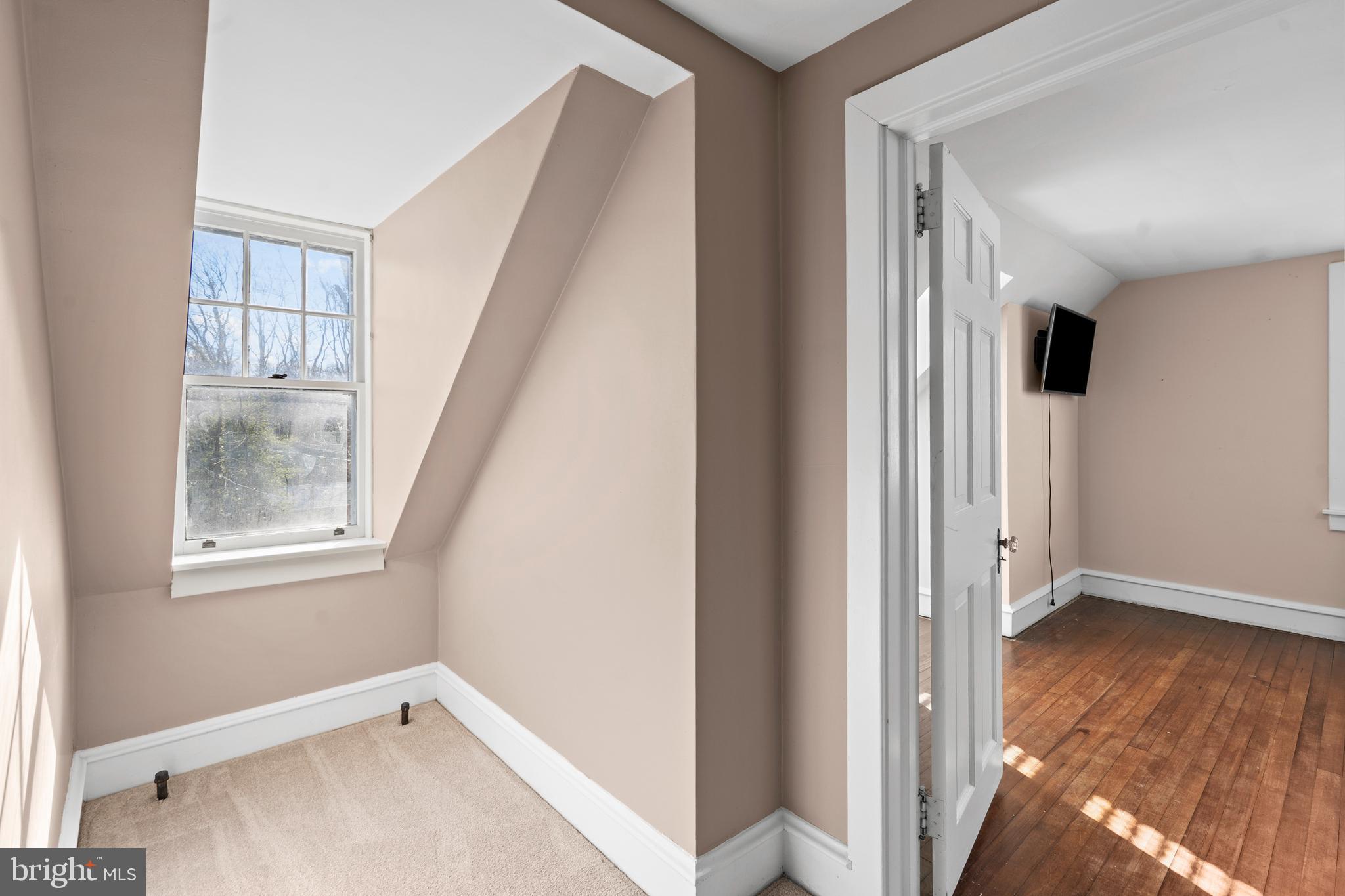 225 Fox Road Media, PA 19063 - Photo 11 of 37