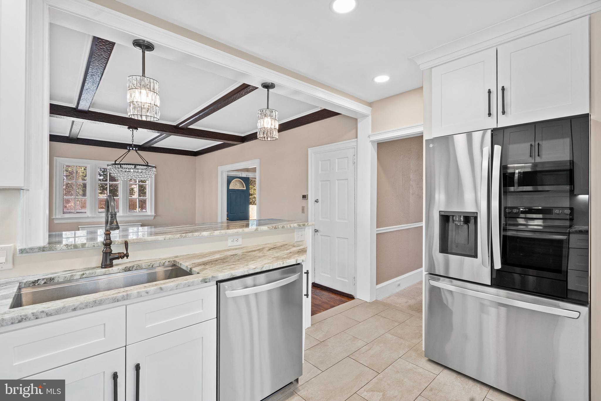 225 Fox Road Media, PA 19063 - Photo 4 of 37