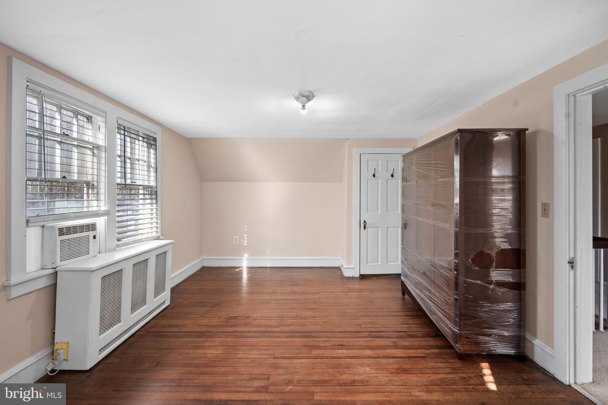 225 Fox Road Media, PA 19063 - Photo 8 of 37