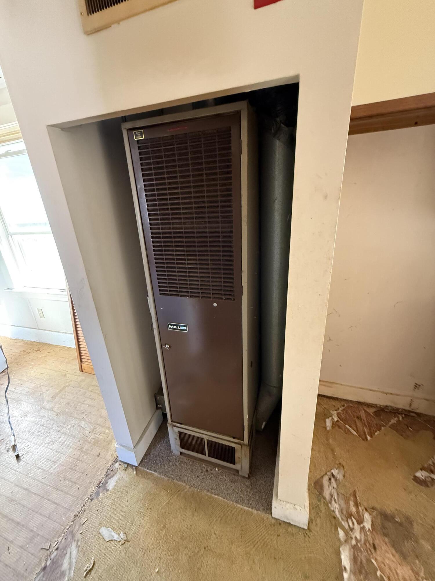 238 Main Road South Hampden, ME 04444 - Photo 11 of 20 IMG_2894