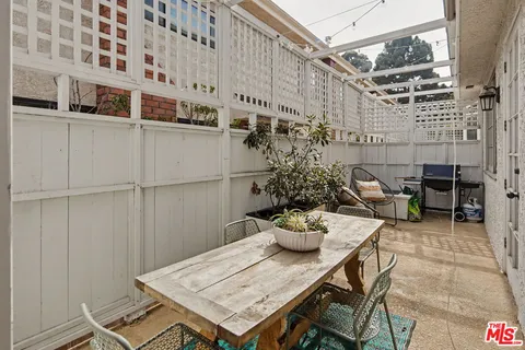 $1,599,000 | 1037 16th Street, Unit 10, Santa Monica, CA 90403