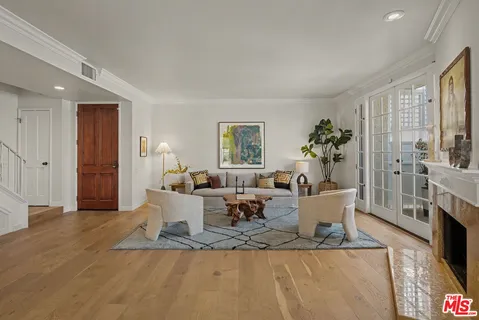 $1,599,000 | 1037 16th Street, Unit 10, Santa Monica, CA 90403