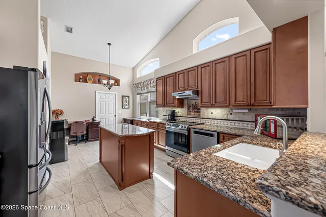 $520,000 | 1040 Wimbledon Drive, Melbourne, FL 32940