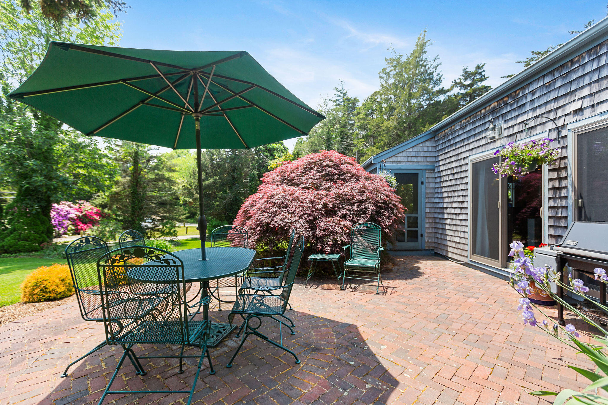 24 Sparrowhawk Road Orleans, MA 02653 - Photo 13 of 40 Patio to Living Room