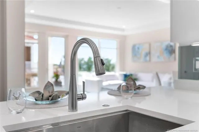 $9,000 | 41 Southwest Seminole Street, Unit 310, Stuart, FL 34994