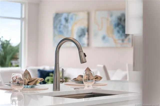 $9,000 | 41 Southwest Seminole Street, Unit 310, Stuart, FL 34994