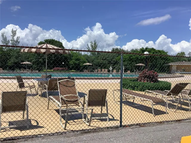 $1,420 | 60 Windsor C, Unit 60, West Palm Beach, FL 33417