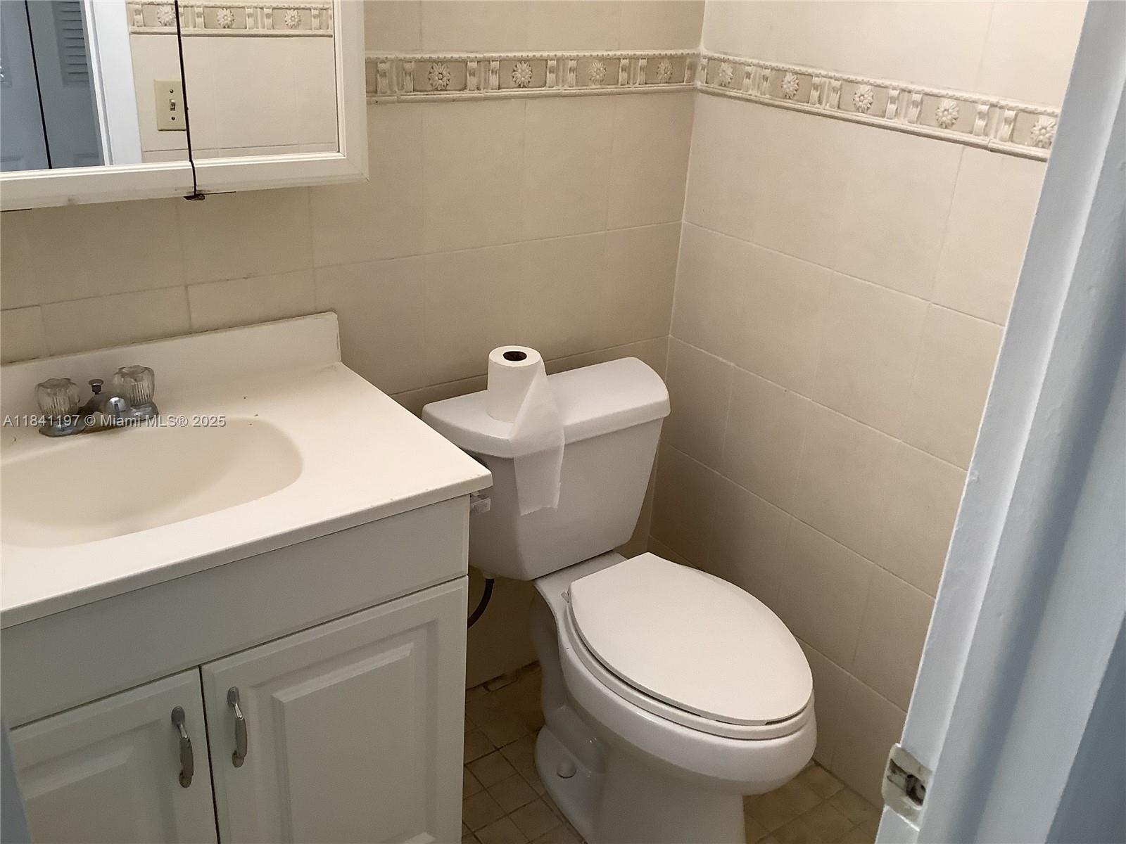 60 Windsor C, Unit 60 West Palm Beach, FL 33417 - Photo 17 of 34