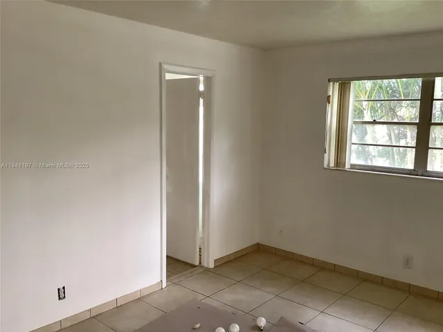 $1,420 | 60 Windsor C, Unit 60, West Palm Beach, FL 33417