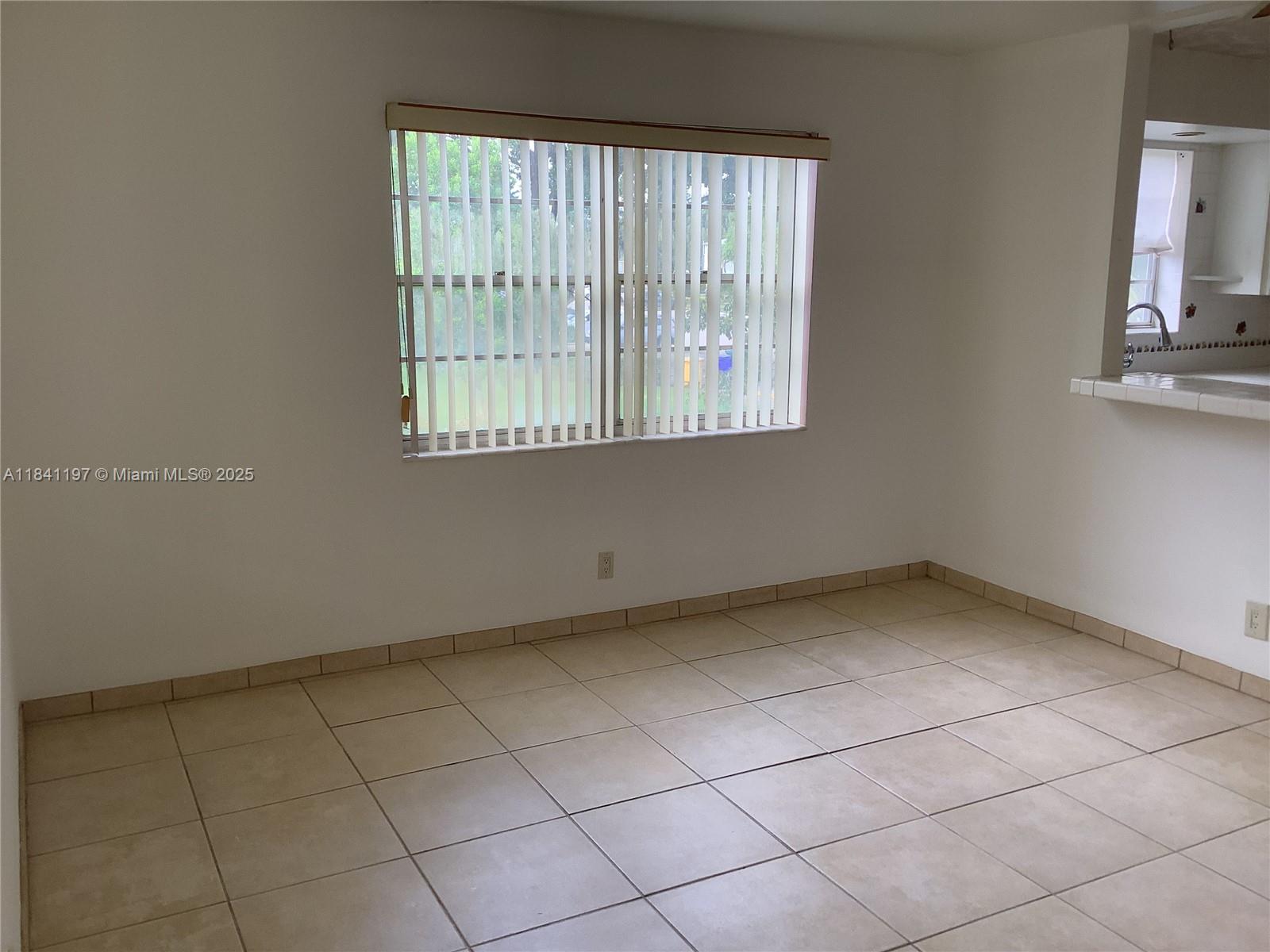 60 Windsor C, Unit 60 West Palm Beach, FL 33417 - Photo 23 of 34