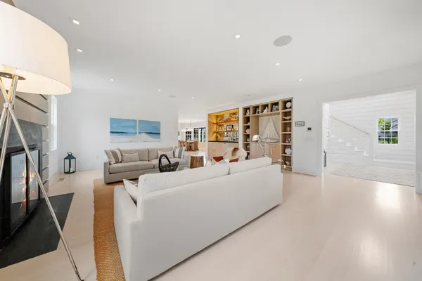 $4,950,000 | 318 Milestone Road, Nantucket, MA 02554
